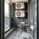 Апартамент Luxury 1br * Free Parking * Rowing Base *