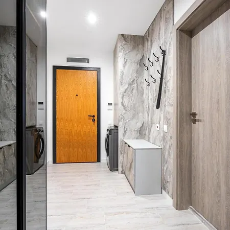 Luxury 1br * Free Parking * Rowing Base 公寓 普罗夫迪夫