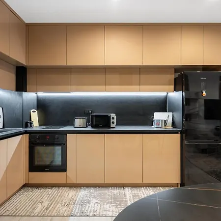 Luxury 1br * Free Parking * Rowing Base Appartement