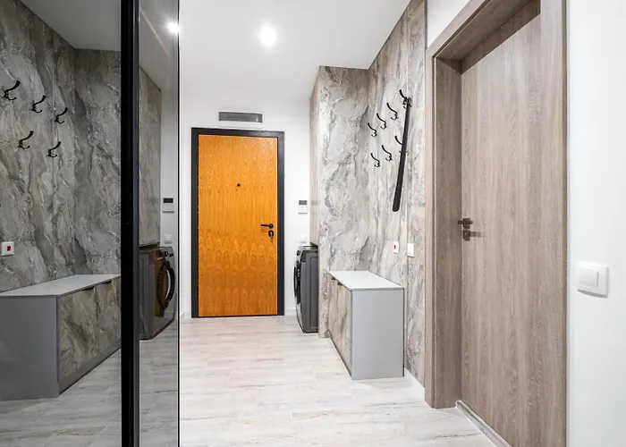 Luxury 1br * Free Parking * Rowing Base 公寓 普罗夫迪夫